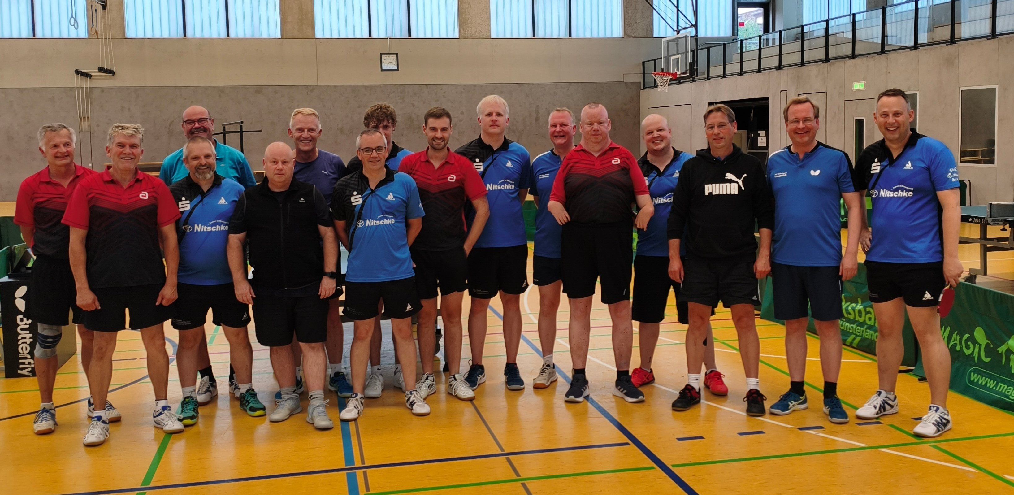 Gruppenfoto der Freundschaftsspiele